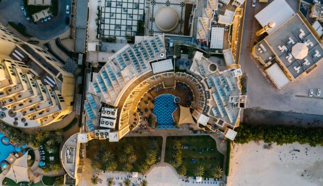 Digital Transformation in Dubai&rsquo;s Hospitality Industry: How Technology Is Redefining Guest Experiences